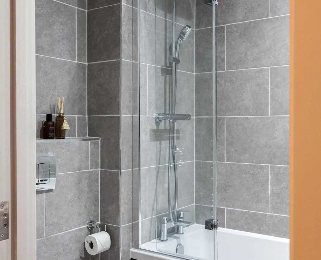 2 Bedroom Flat - Long Term Stay Rates- Contractors-Professionals-Relocation Leeds  Reino Unido