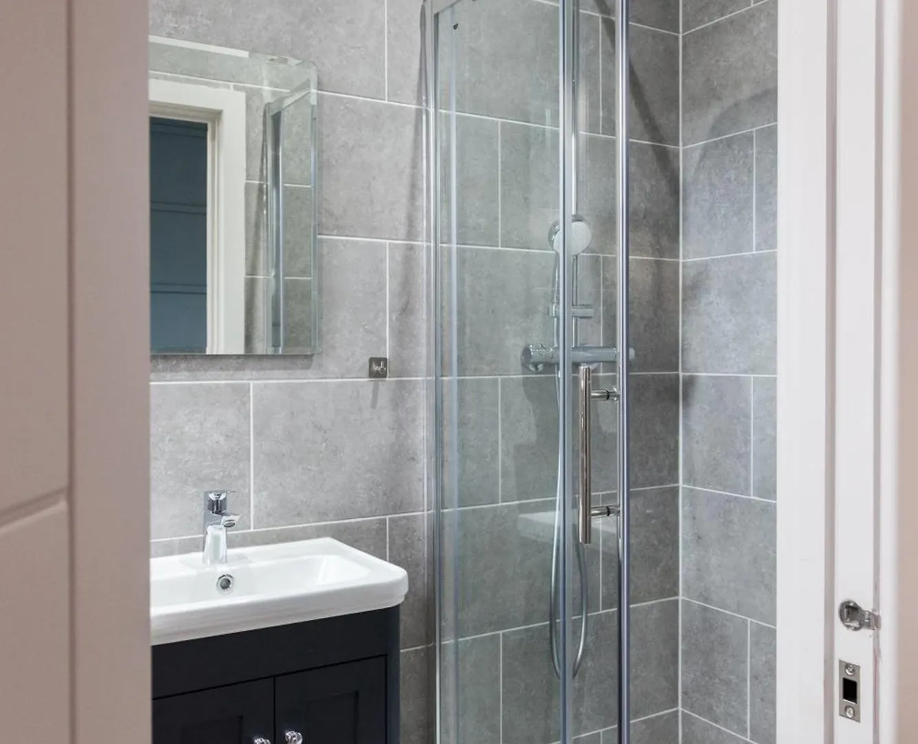 Apartamento 2 Bedroom Flat - Long Term Stay Rates- Contractors-Professionals-Relocation Leeds  Reino Unido